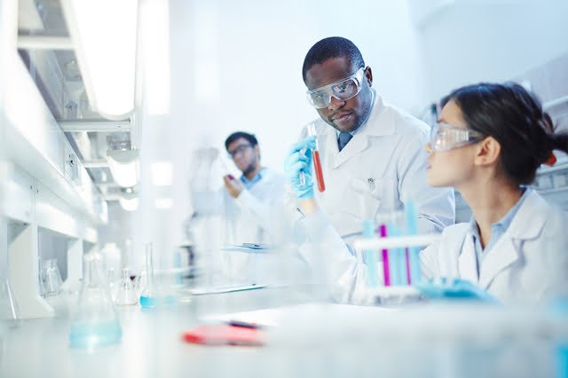 shutterstock_475109272 male scientist confidence